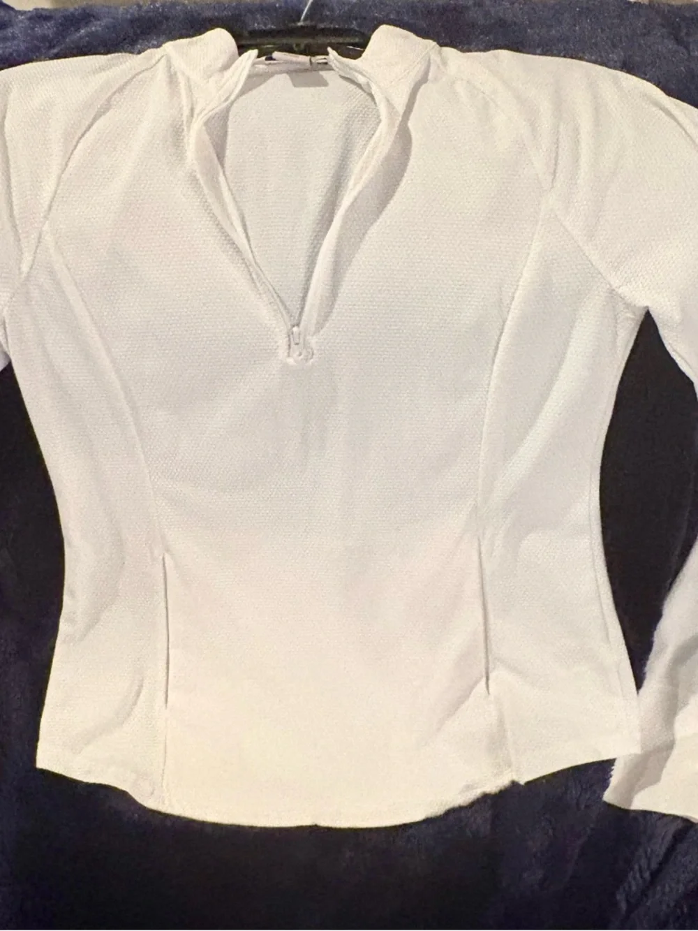 Tommy Bahama White Long-Sleeve Half-Zip Performance Top - Picture 1 of 4
